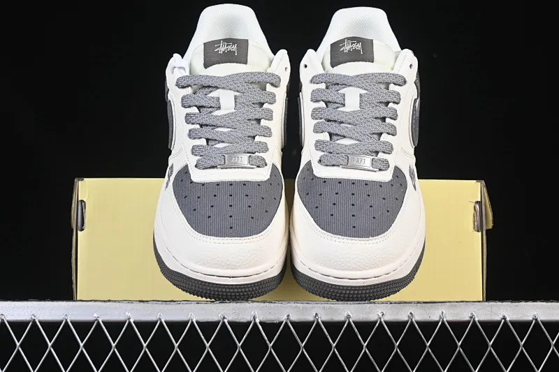 All categories Nk Air Force 1 Air Force series Nk Air Force 1 Low Air Force low-top Nike Air Force 1'07 Low Stusi co-branded rice dark gray canvas Air Force 1 low-top casual sneakers JP8028-011